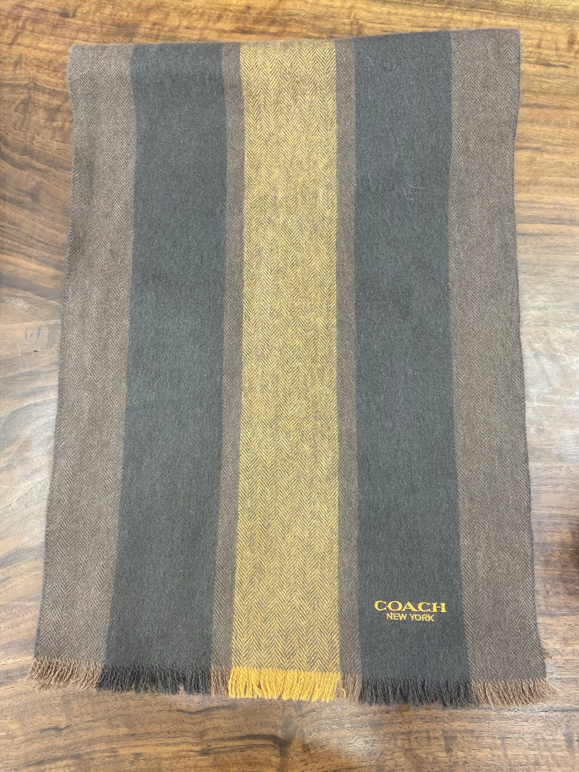 95新 COACH/蔻驰 围巾E213