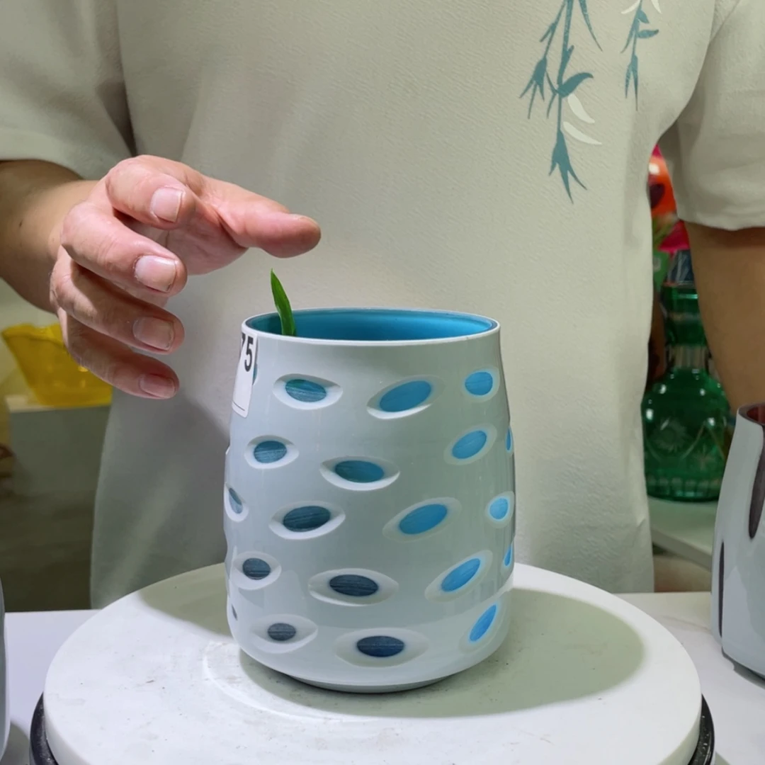 【闪购商品】手工艺术花瓶高13