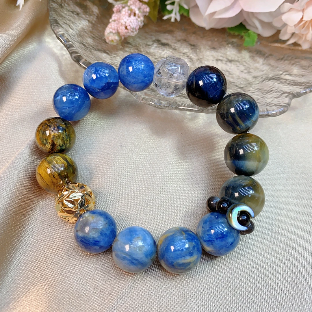 天然水晶闪灵钻虎眼石蓝晶石银曜石轻奢时尚女士手串W7137