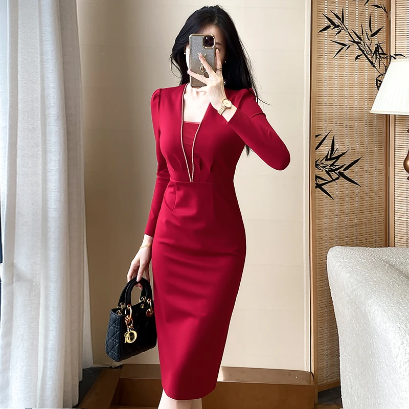 轻奢高级感女新款秋季赫本风职业装礼服裙气质包臀裙子