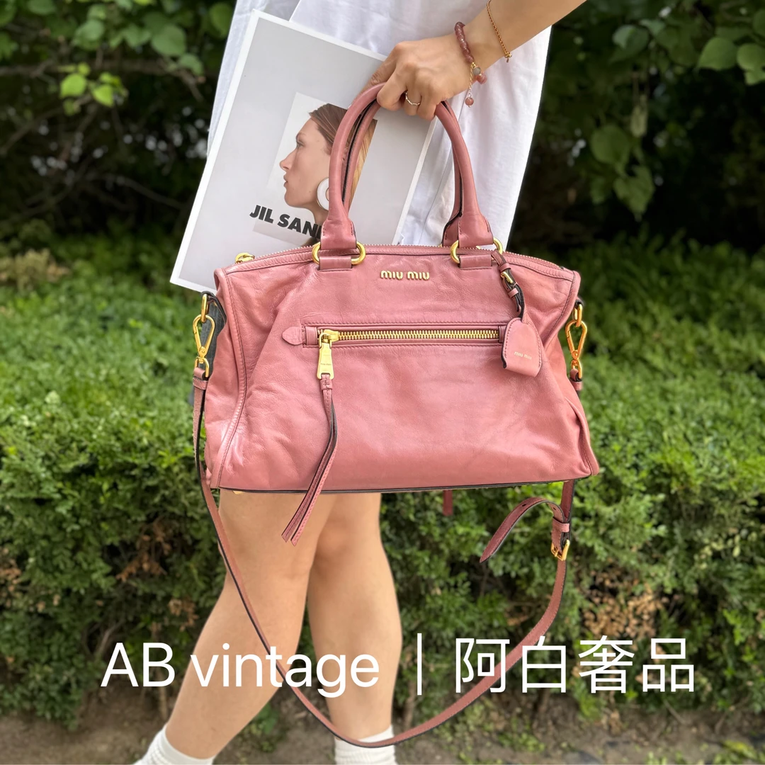 95新 MIU MIU/缪缪 阿白奢品/缪缪 机车大号 单肩包