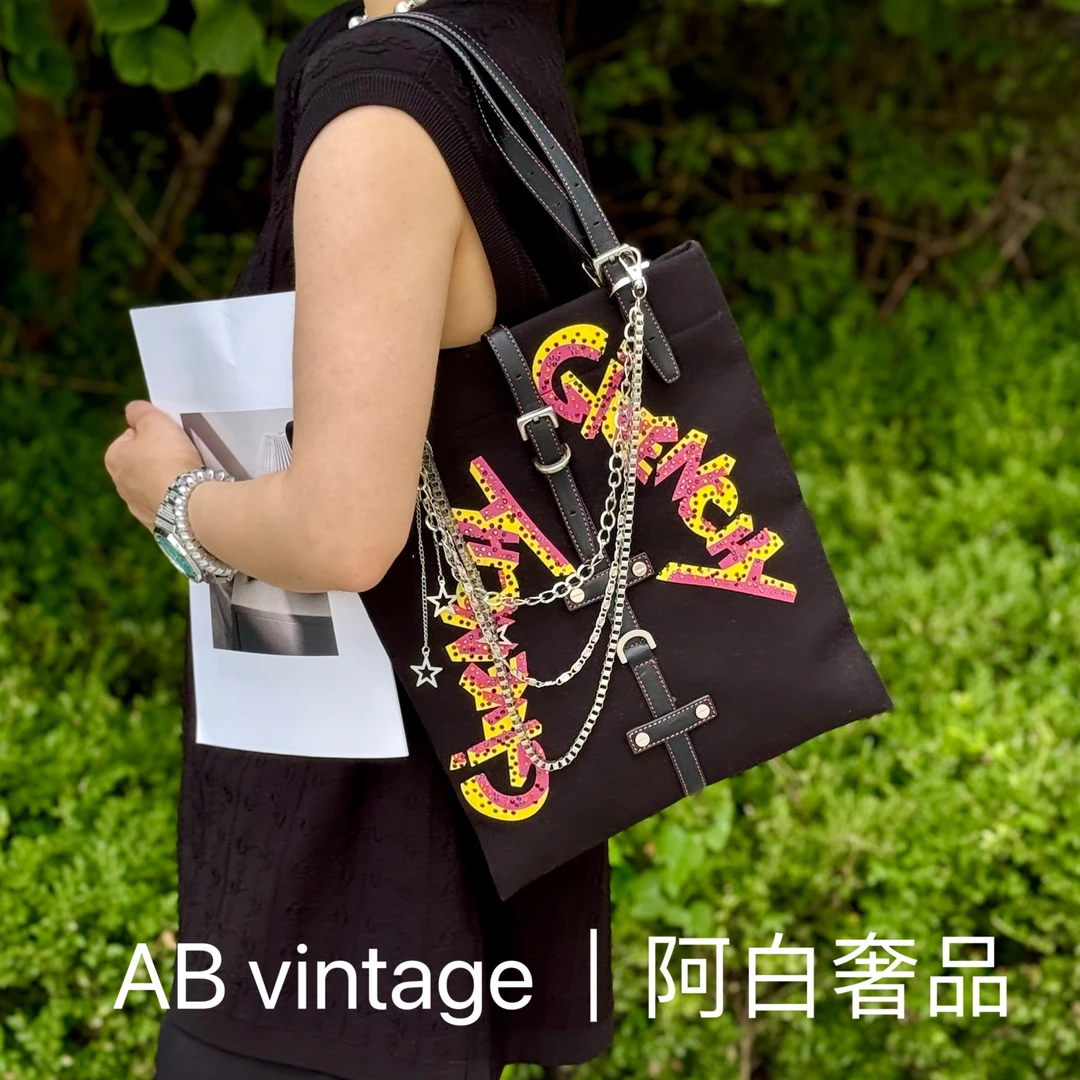 95新 Givenchy/纪梵希 阿白奢品/纪梵希 帆布竖版托特包
