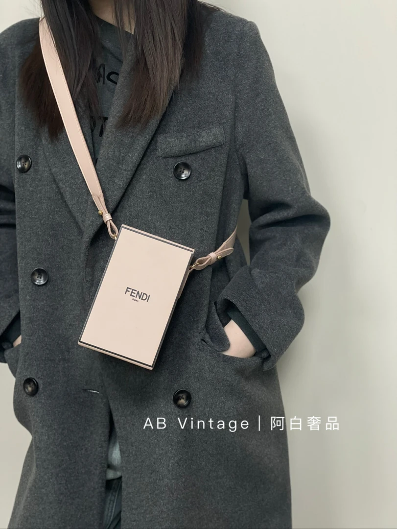 95新 FENDI/芬迪 阿白奢品｜芬迪pack秀款盒子包