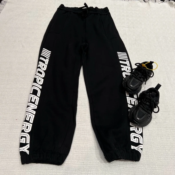 30786高端童装潮牌青少年抓绒针织裤W3