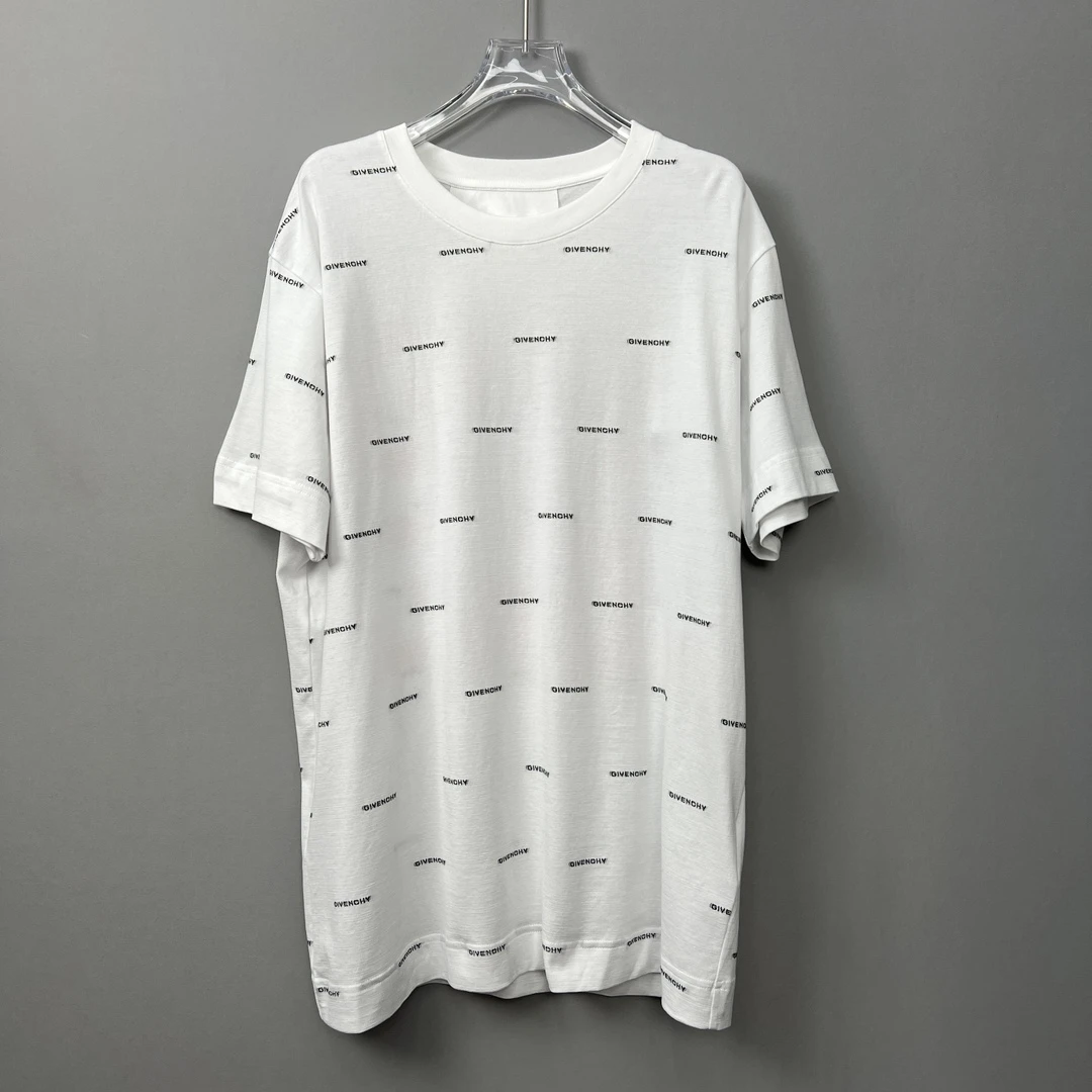 全新未使用 Givenchy/纪梵希 Givenchy男士满印字母短袖T恤101859