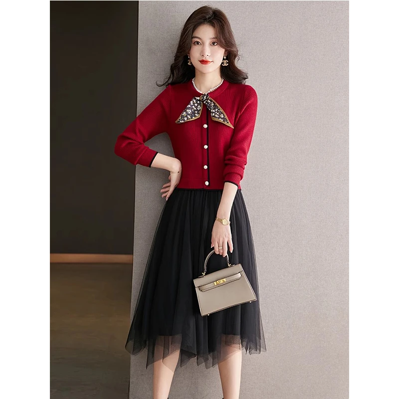 小香风长袖连衣裙女秋冬高端气质打底假两件针织网纱拼接毛衣裙子