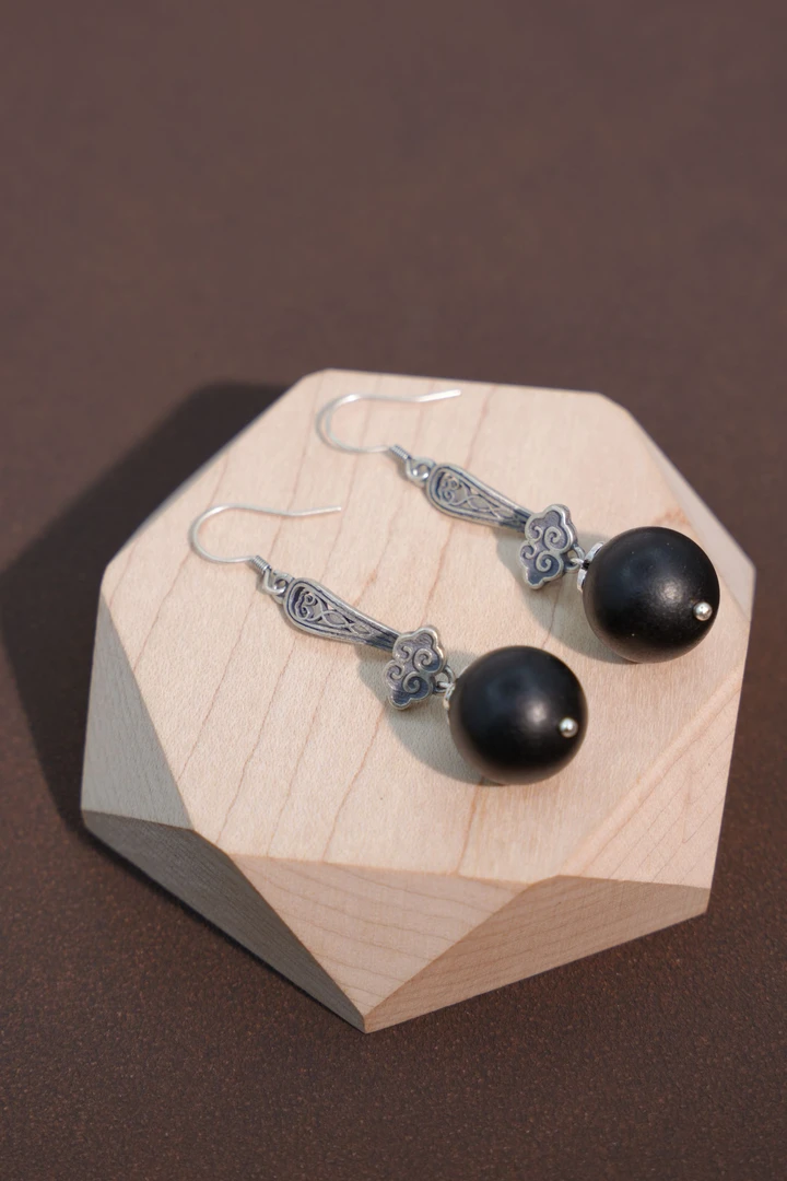 14mm+翁珀圆珠耳钩YB2810801多样性发一件