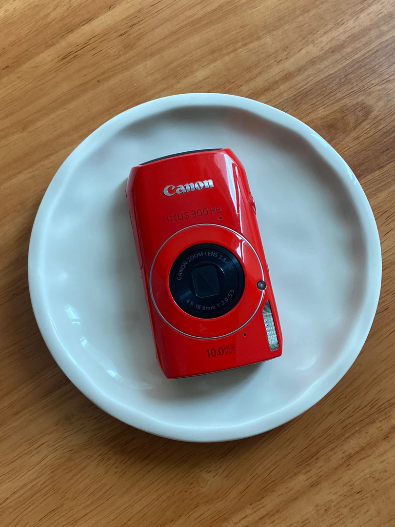 95新 Canon/佳能 佳能ixus300，法拉利红，成色如图，功能完好