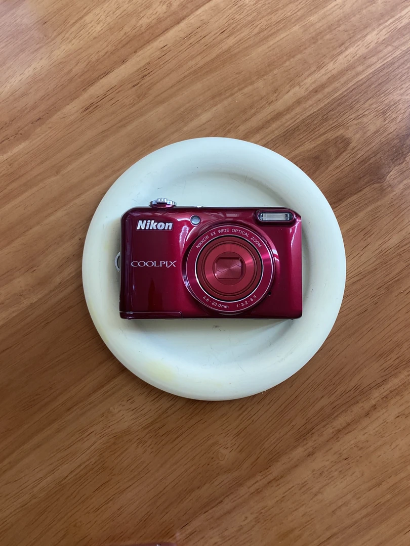 95新 Nikon/尼康 尼康l28,需自备两节五号电池,成色如图,功能完好