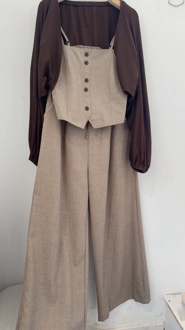 气质西服面料三件套装