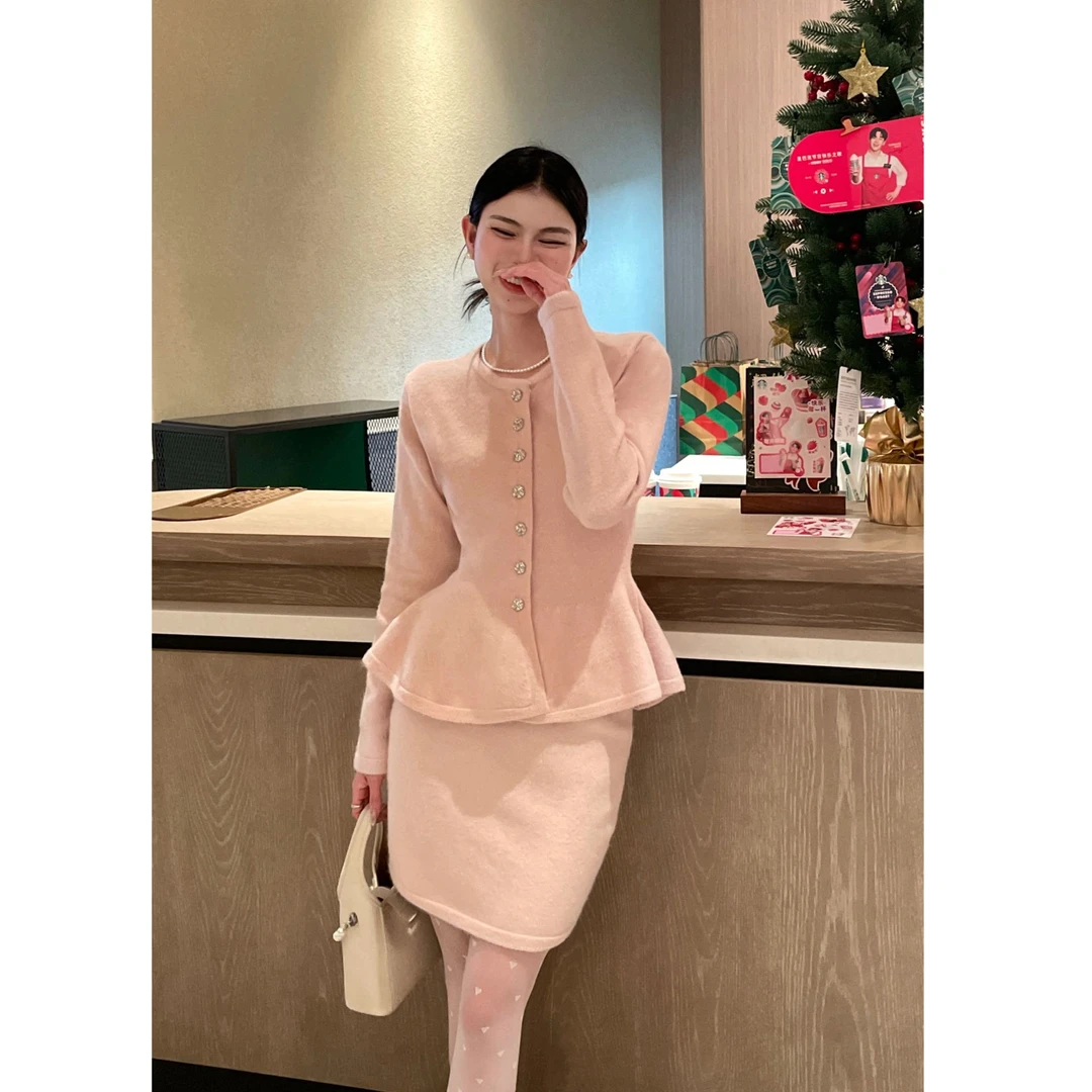 李慧一【千金定制】法式针织设计感毛衣套装短裙显大长腿气质时尚感