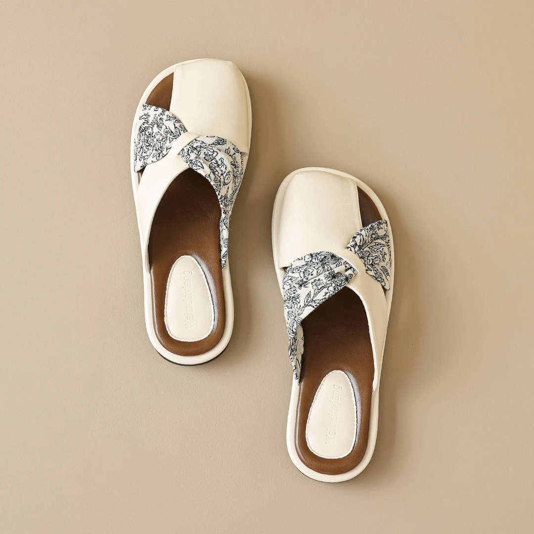 法式高级感包头半拖鞋女夏外穿2024新款气质百搭软底一脚蹬凉鞋女