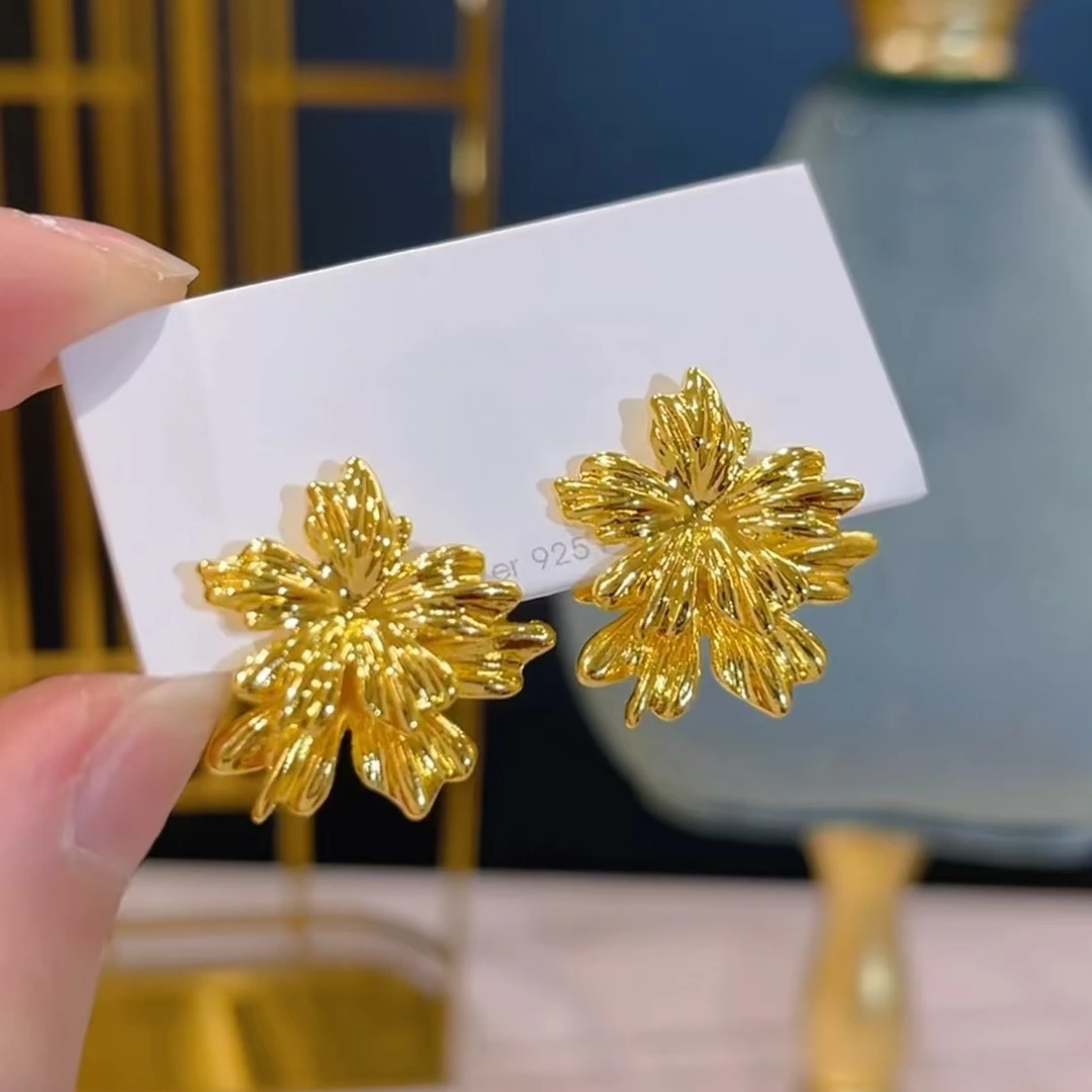 铜合金耳饰 铜合金耳饰 金色简约小众时尚百搭洋气花朵耳钉