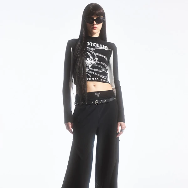 Auuuu/uhot 显瘦长袖运动高腰修身印花针织衫UWFW2Z110