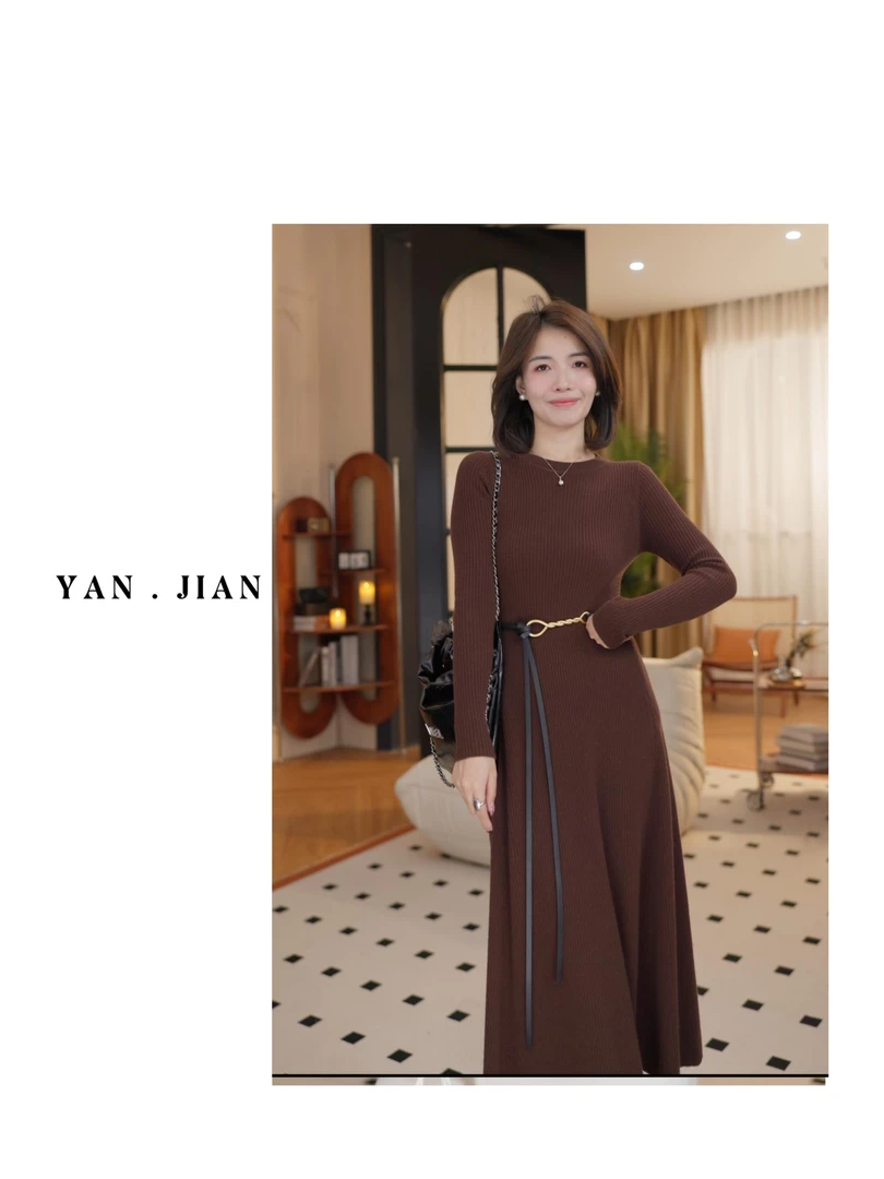 言简-【赫本裙】100羊毛气质显瘦圆领针织连衣裙