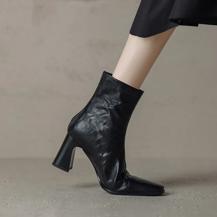 复古棕色羊皮马丁靴英伦风粗跟短靴女春秋单靴方头短筒靴子女高跟