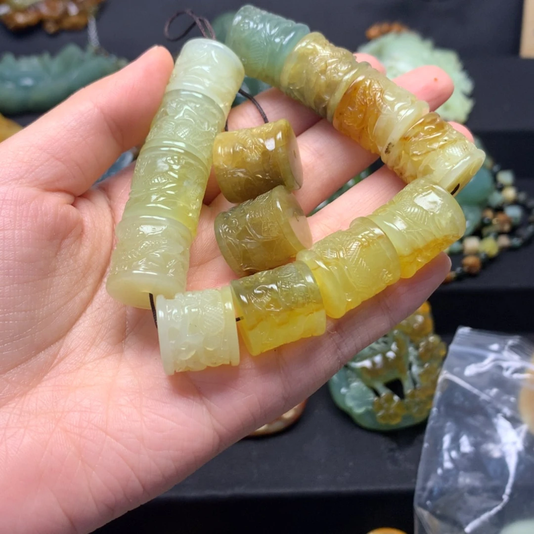 【闪购商品】蛇纹石玉手串未镶嵌说****！