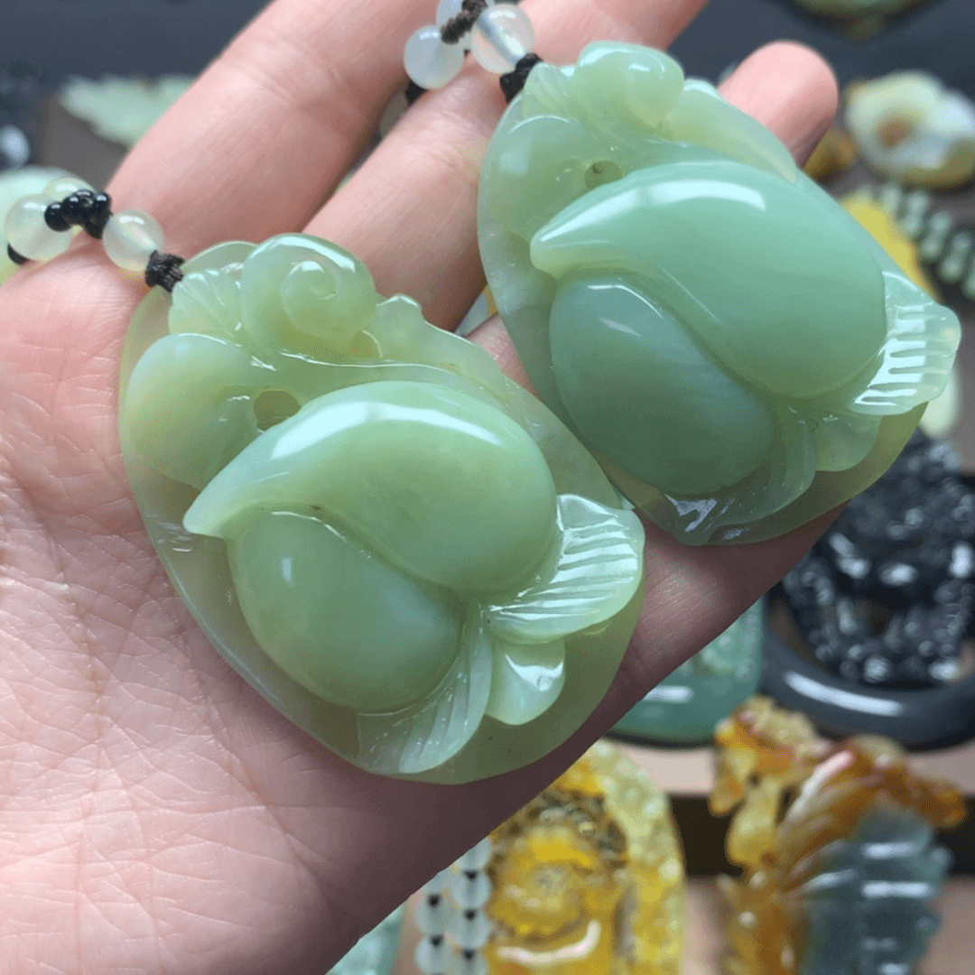 【闪购商品】蛇纹石玉颈饰未镶嵌