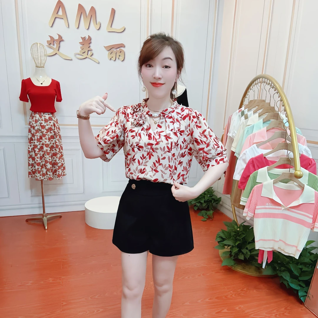 AML 轻薄碎花气质时尚设计感百搭遮肚显瘦高级感夏季短袖衬衫女