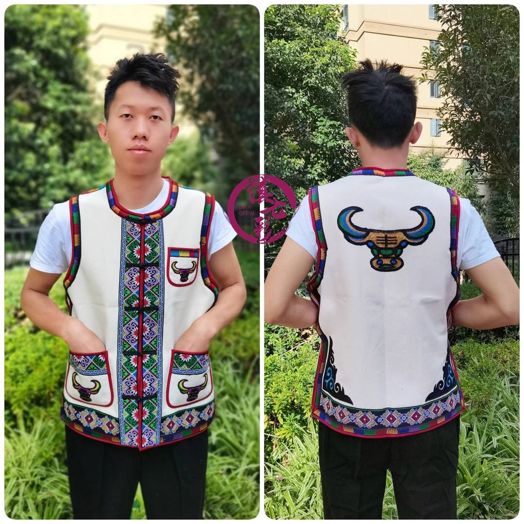 云南彝族刺绣男马甲服装少数民族马褂牛口袋帆布马甲老鹰刺绣马夹