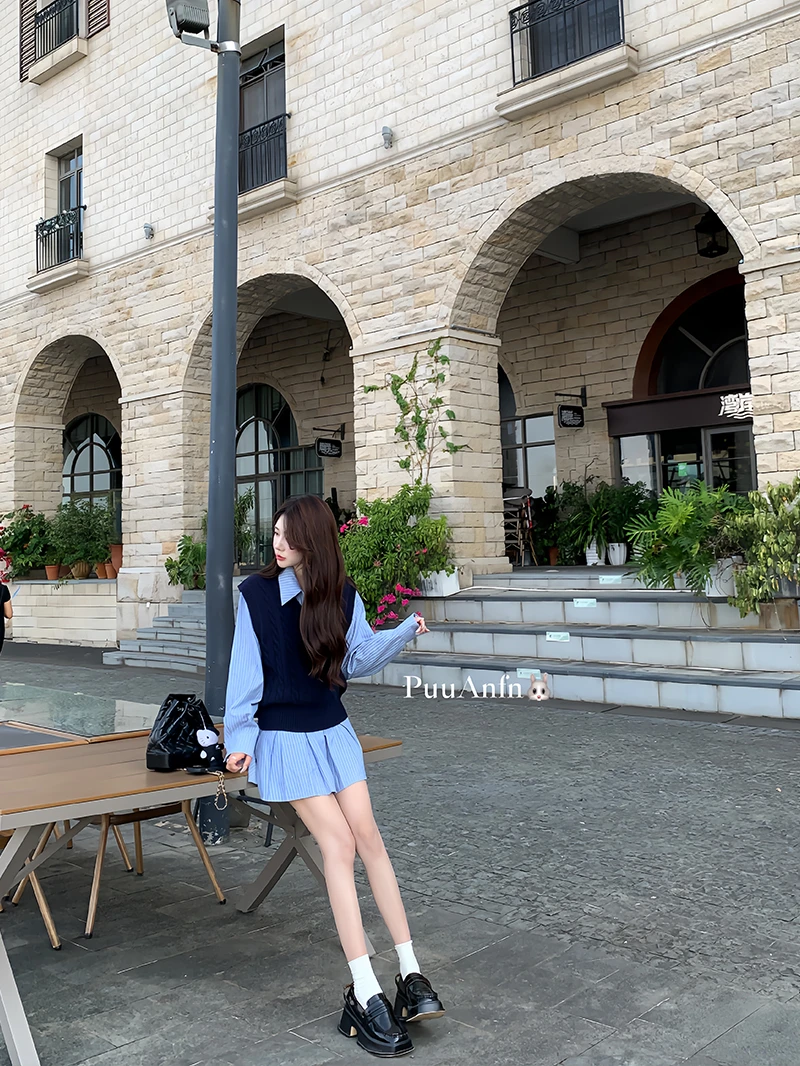 PuuAnfn【蔚蓝学院】毛衣~显瘦休闲学院风黑色纯色背心毛衣~