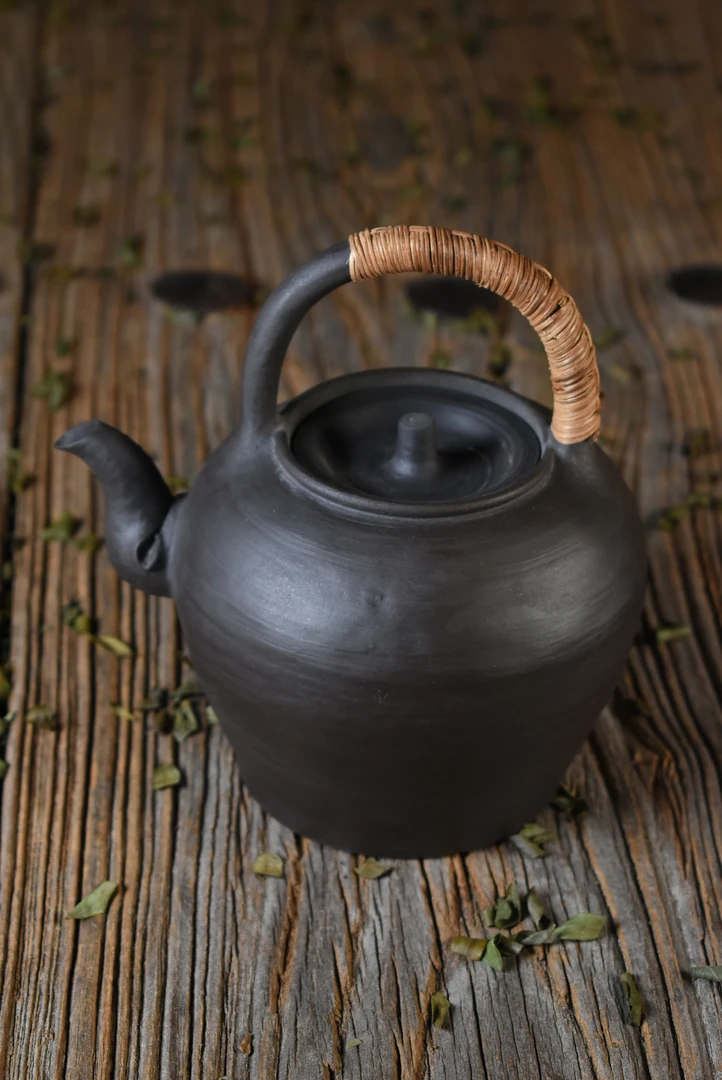 【半斋上新】黑粉引 复古土瓶 提梁大容量煮茶壶 煮水壶 900cc复古