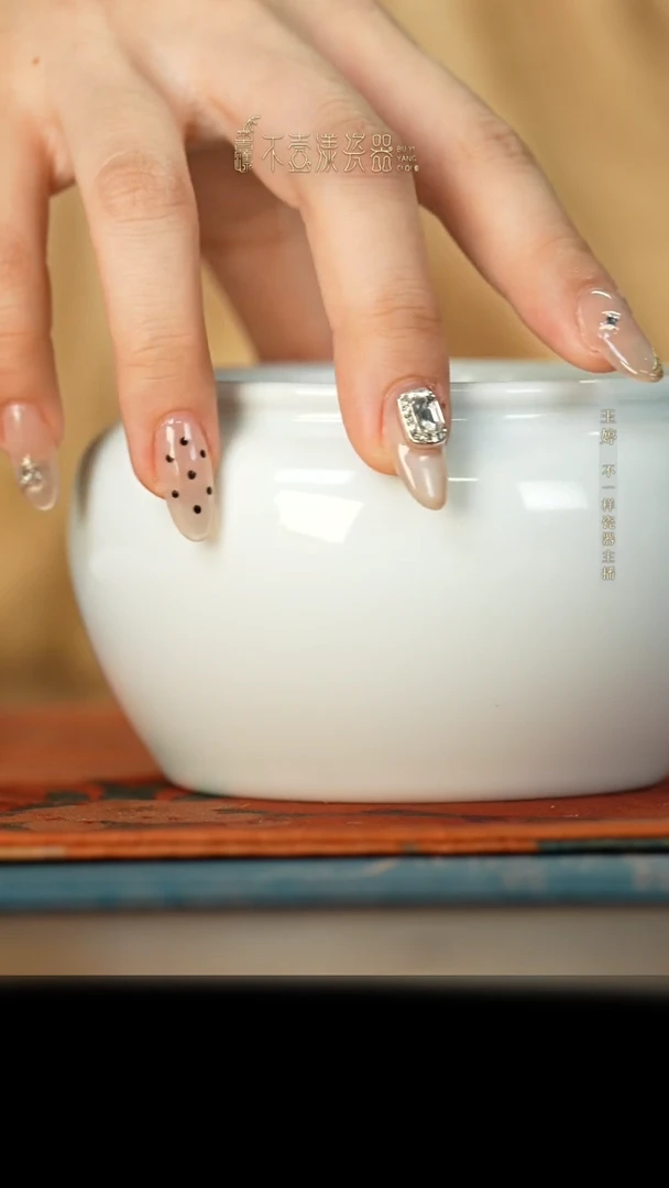 【闪购商品】杯华山拙隐 甜白釉水洗1