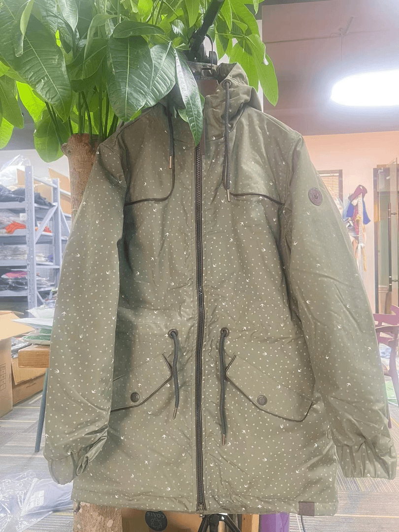 绿长款连帽棉服运动休闲女