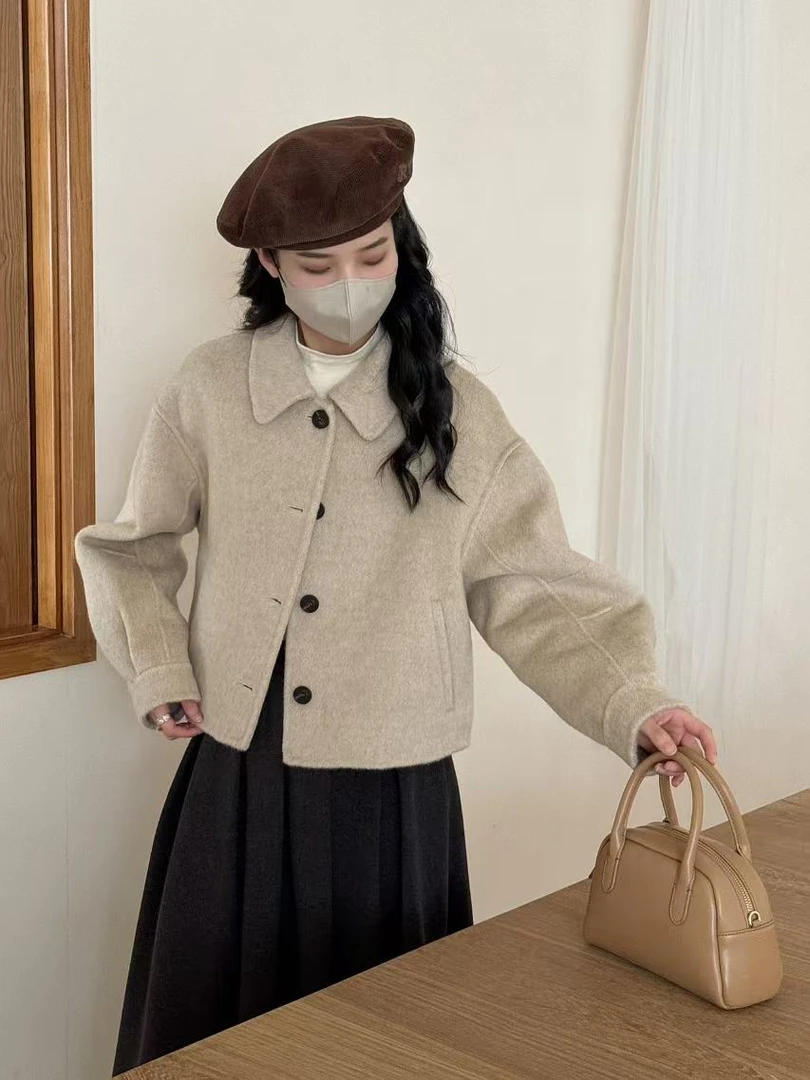 羊毛双面呢翻领排扣短大衣 9276