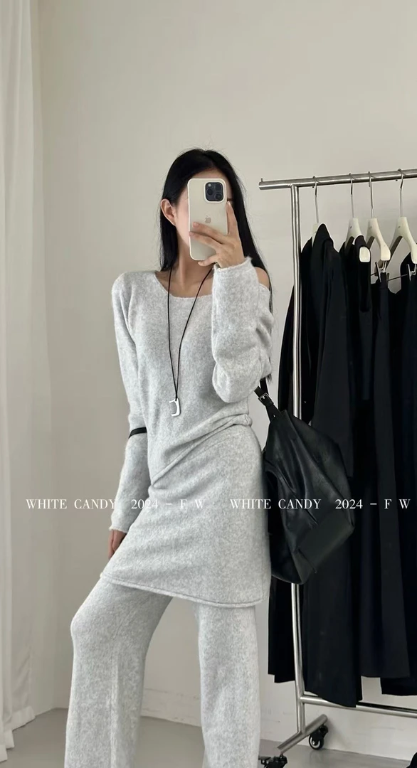 赫拉45牛绒+55羊毛圆领毛衣 M77807（福福）