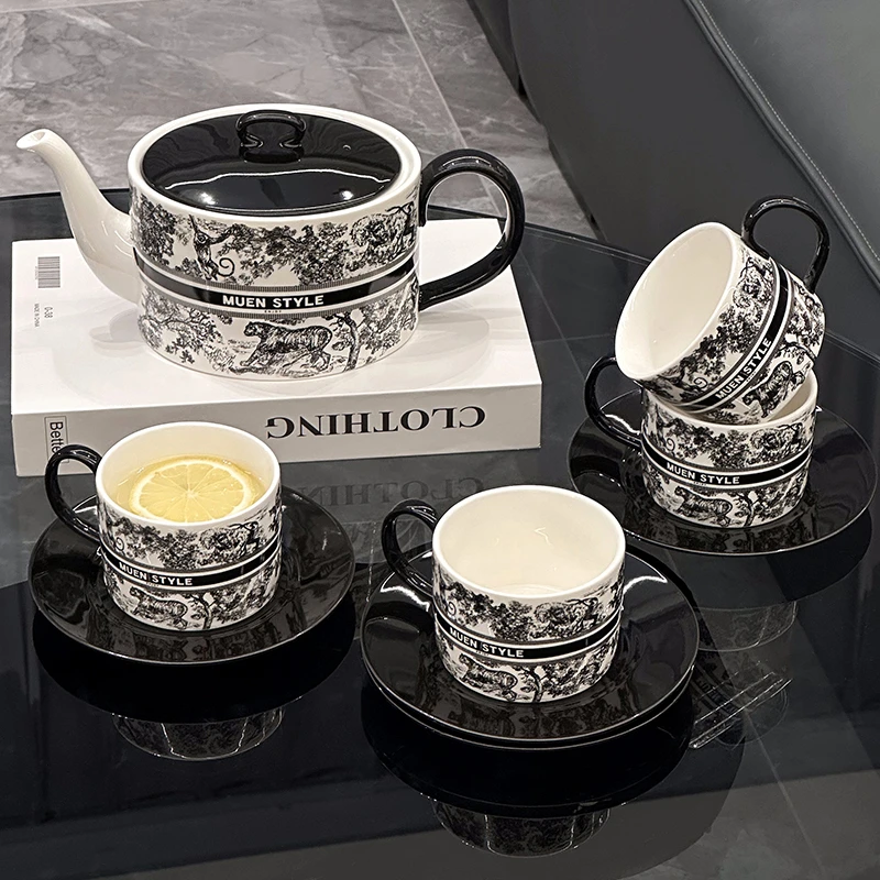 金卡佰高颜值咖啡杯碟套装精致水杯闺蜜新婚送礼礼物轻奢水具礼盒