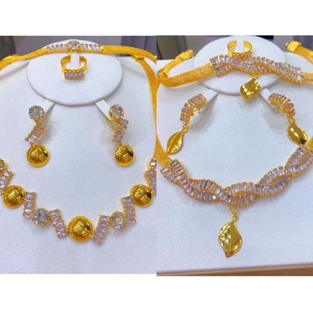 铜合金亚克力项链 新款精美时尚婚礼佩戴四件套首饰气质百搭金色