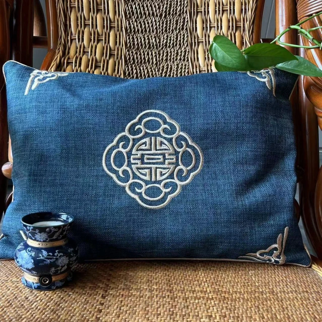 沉香枕头2.5斤装 睡觉伴侣 品质甄选 高阶享受