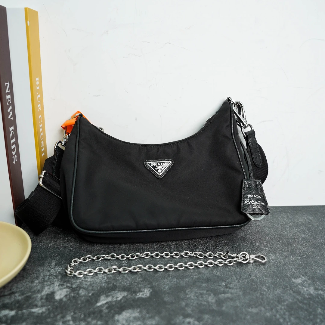 95新 Prada/普拉达 三合一斜挎包链条包/HS00426