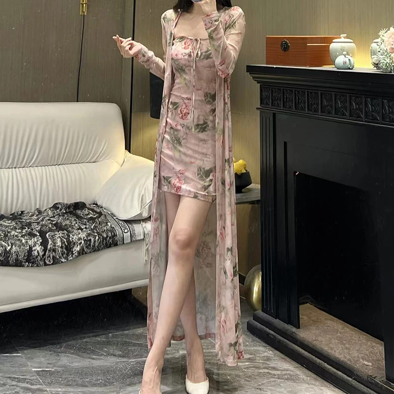 轻奢气质女人味抹胸长袖雾里看花显瘦修身性感包身百搭开衫连衣裙