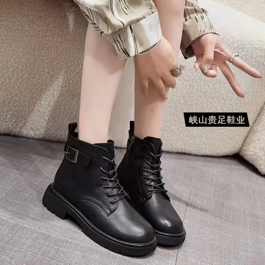 捡漏 韩版休闲时尚流行厚底圆头马丁靴  329-5