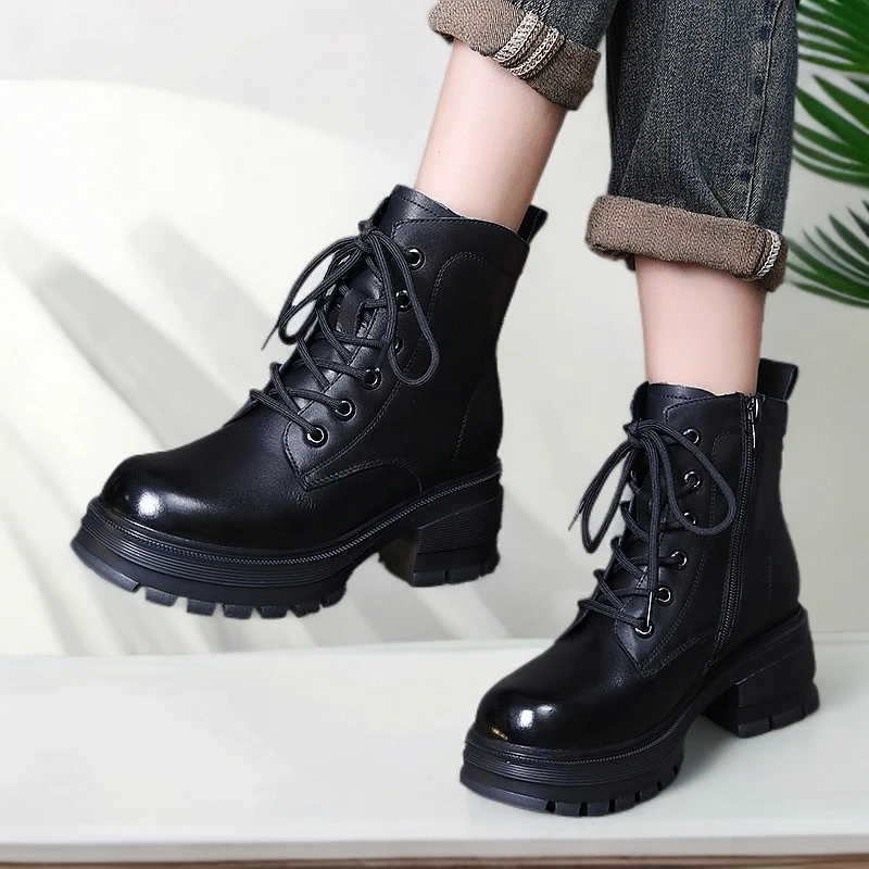 82582新款时尚舒适休闲百搭轻质发泡底透气英伦风头层牛皮马丁靴