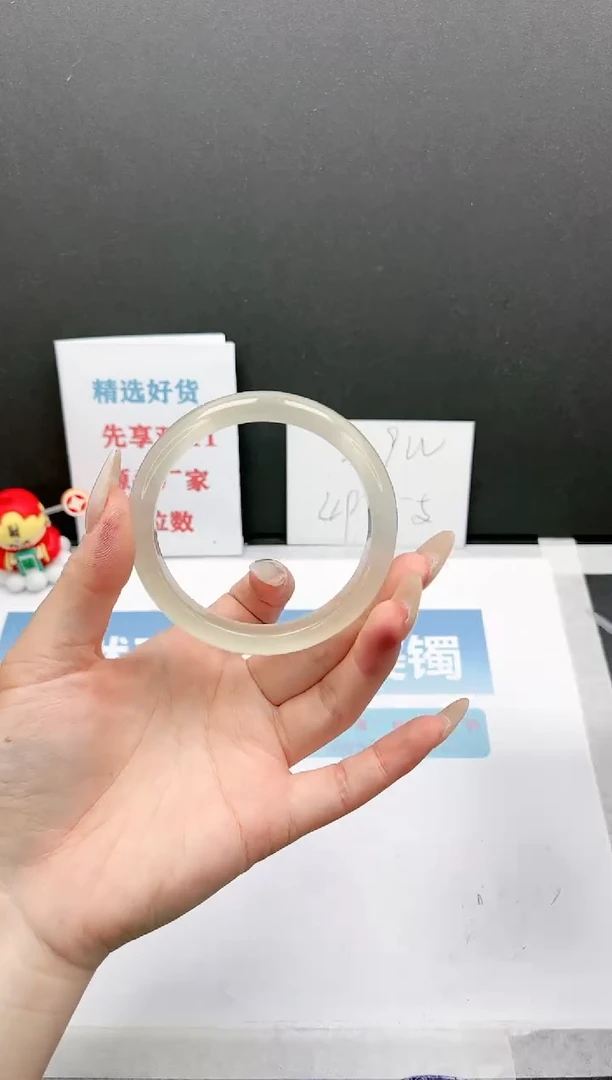 【闪购商品】石英质玉手镯未镶嵌A329-60
