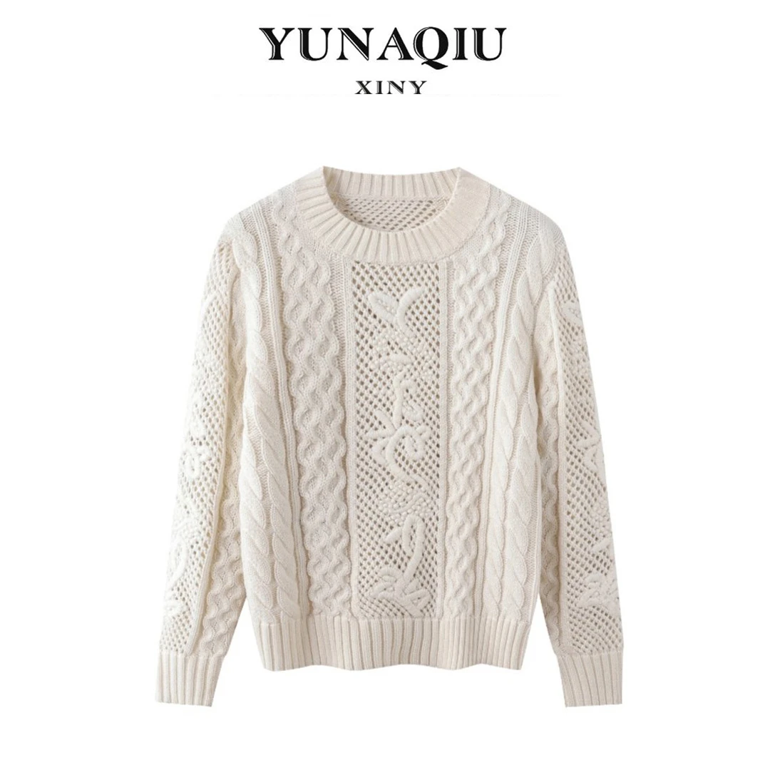 YUNAQIU白色绣花时尚轻奢女士重磅套头圆领百搭打底款毛衣-2048