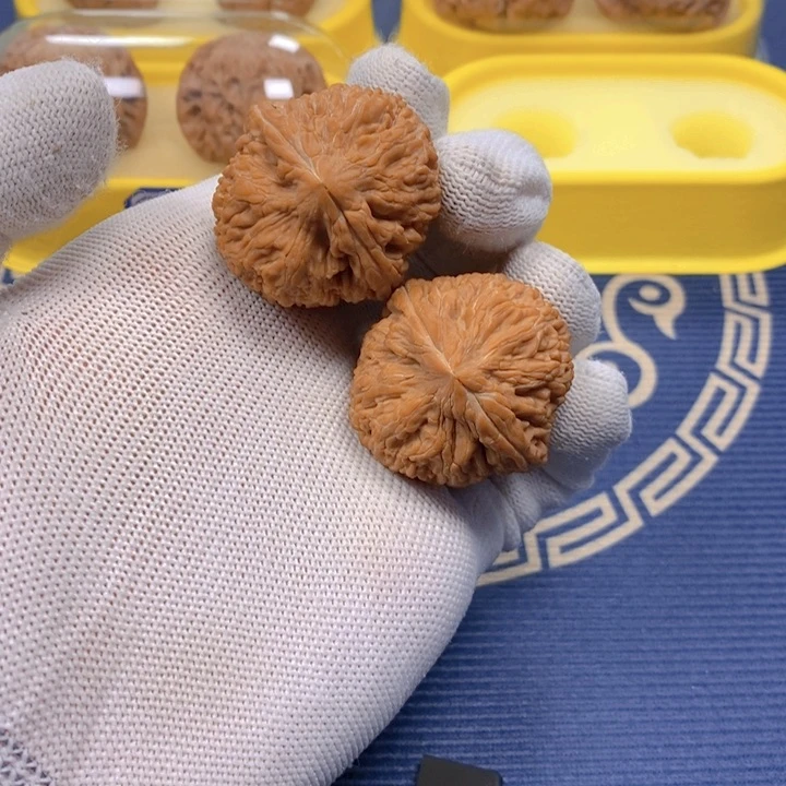 文玩核桃把件37头货大蒜头