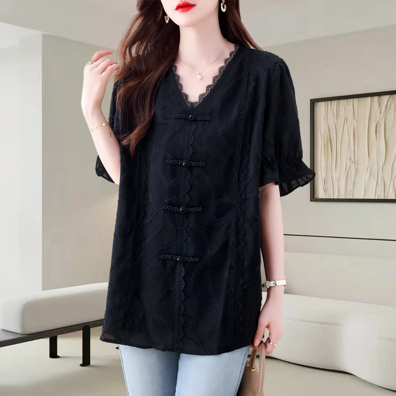 复古盘扣蕾丝衬衫女夏装大码宽松显瘦上衣简约提花洋气小衫潮