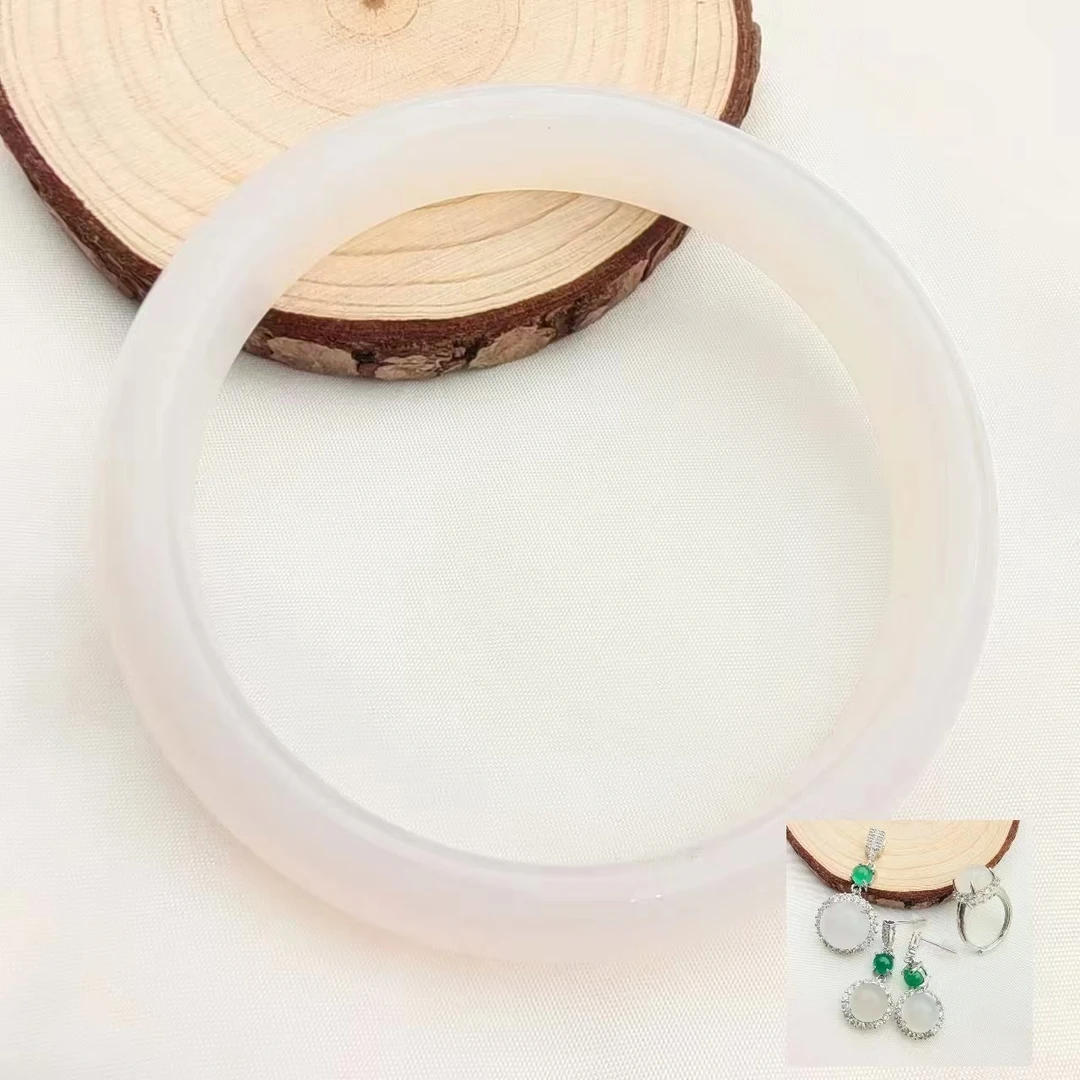 【梦梦专属】白色玉髓手镯+玉髓耳饰+玉髓吊坠+玉髓戒指DY7574517