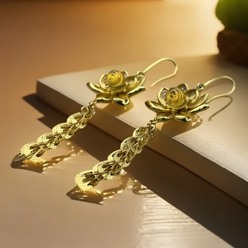 【为民珠宝】晚塘月色萤火之光合金镶嵌蓝珀凤尾耳饰BR13154