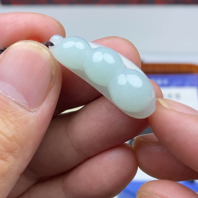 【闪购商品】翡翠颈饰未镶嵌