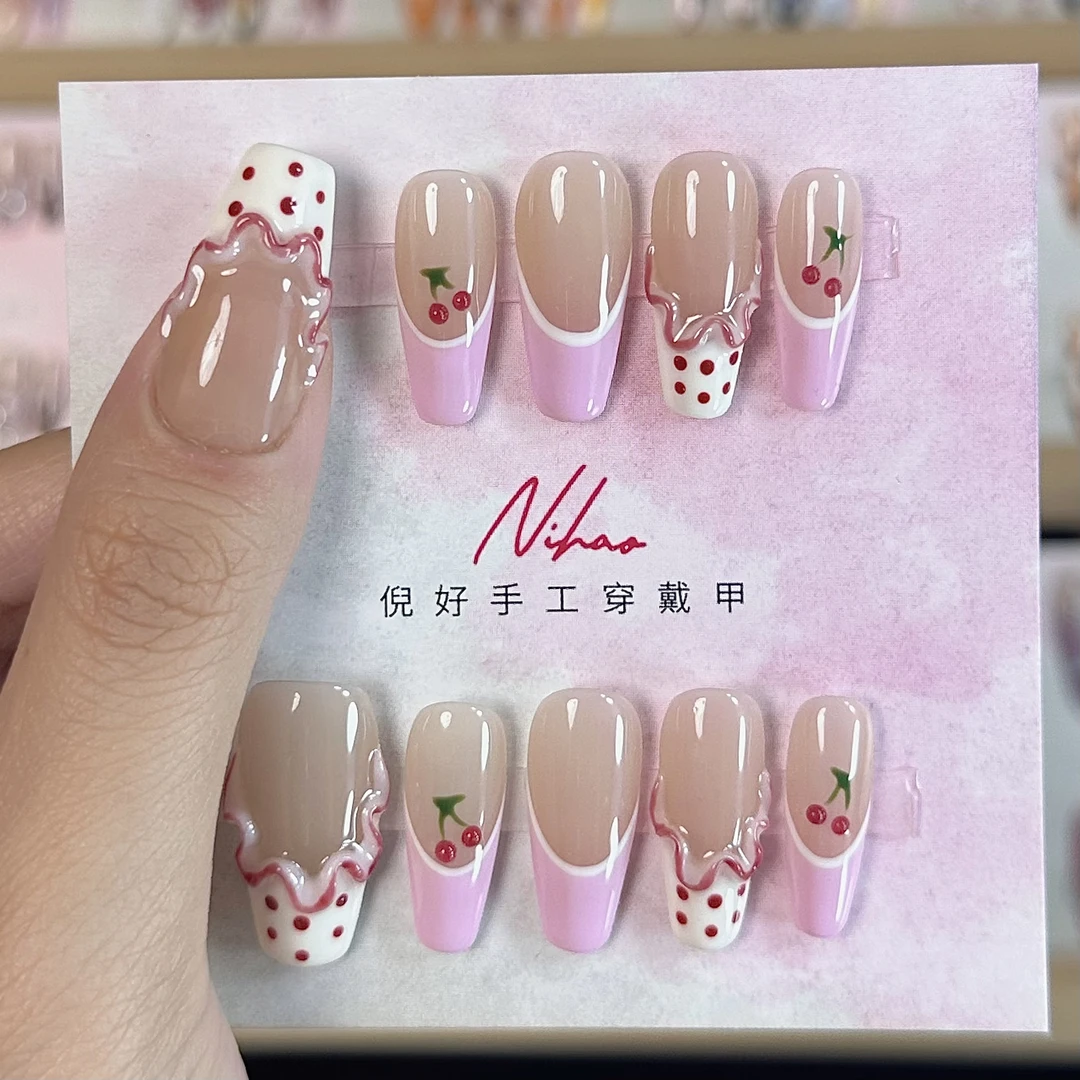 Nihao家波点奶糖纯手工穿戴甲【no退no换】