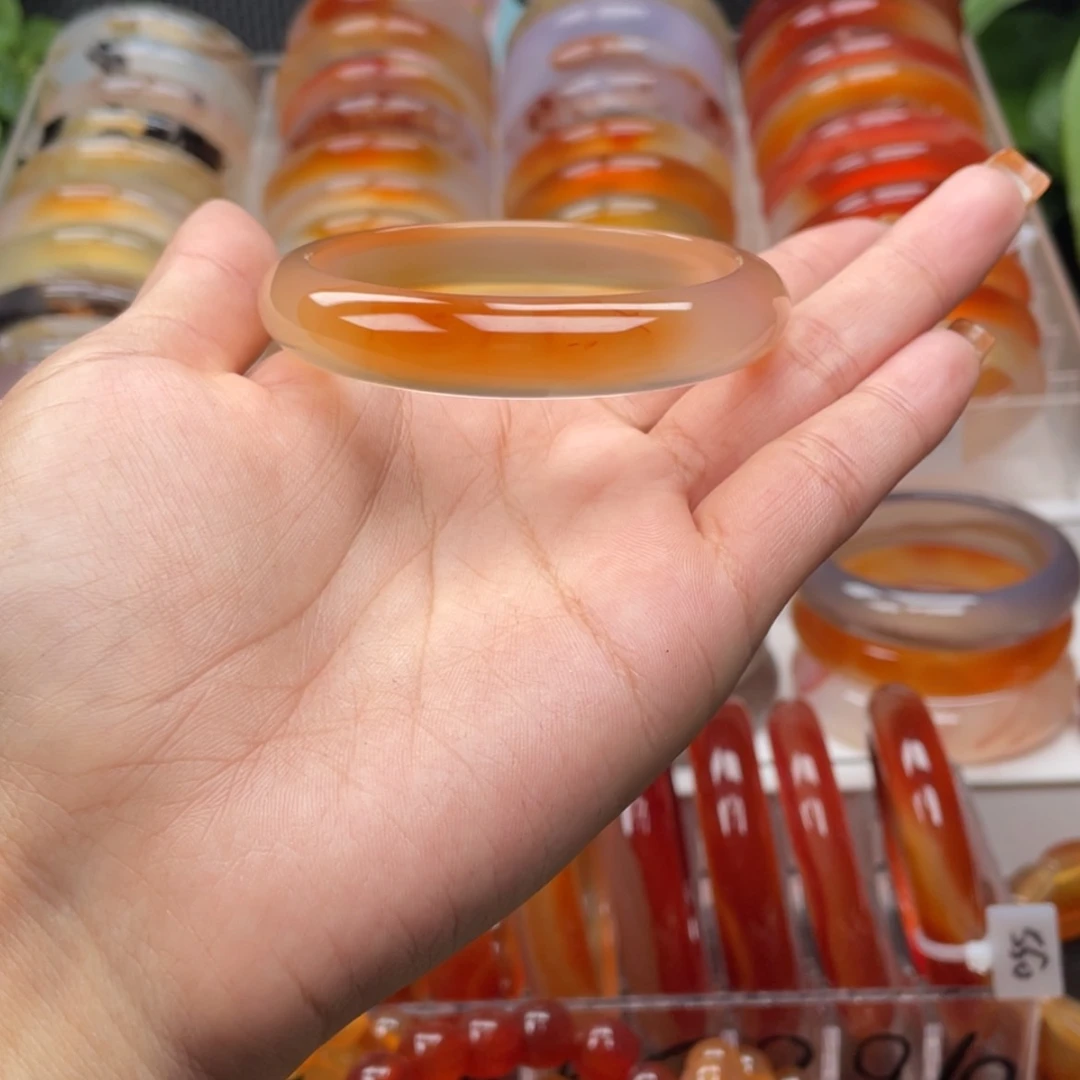 【闪购商品】玛瑙/玉髓手镯未镶嵌.*ଲ