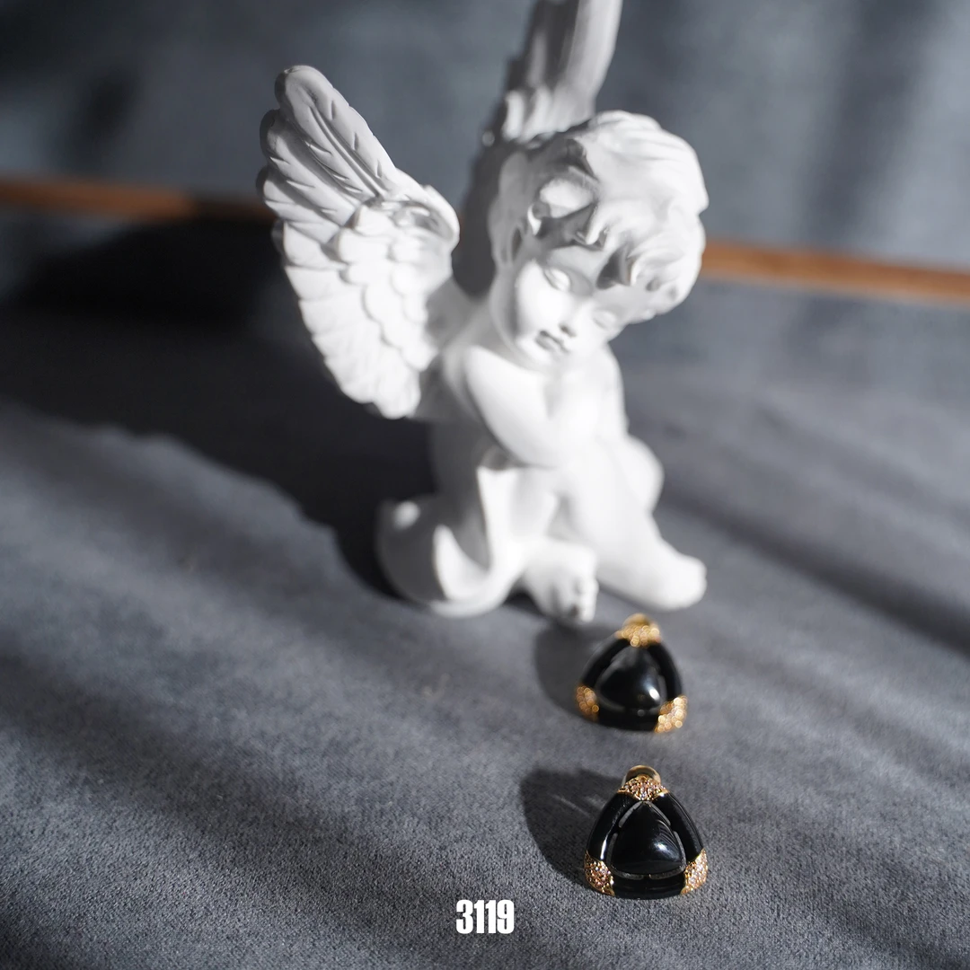 铜合金合成锆石耳饰 3119手工气质百搭黑色精致简约耳饰