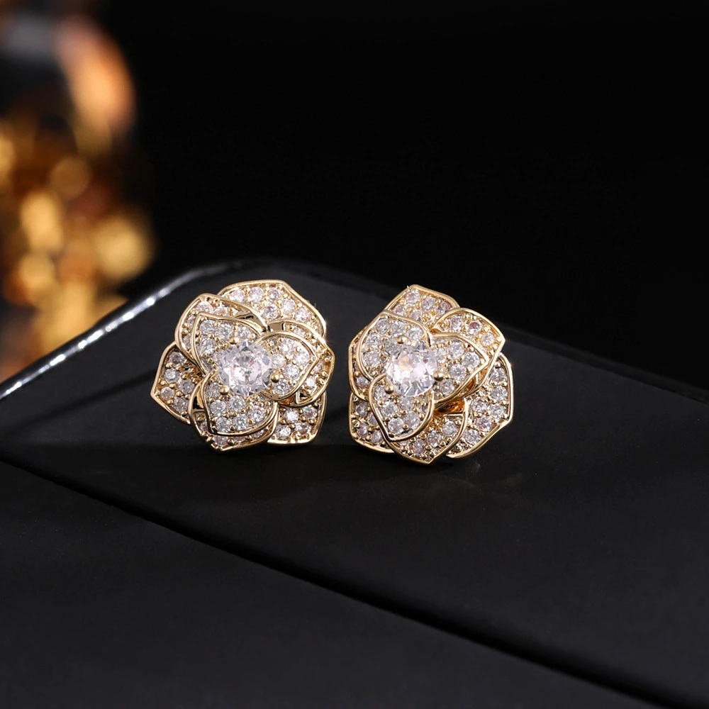 铜合金合成锆石耳饰 《货号6630》1045山茶花气质百搭耳钉