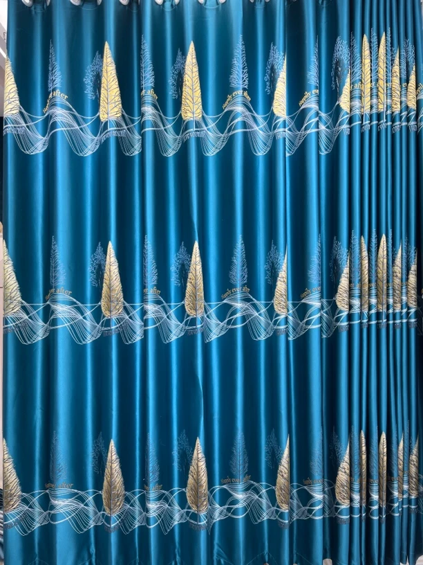 孔雀绿《金枝玉叶》高精密窗帘色织提花遮光窗帘窗帘布