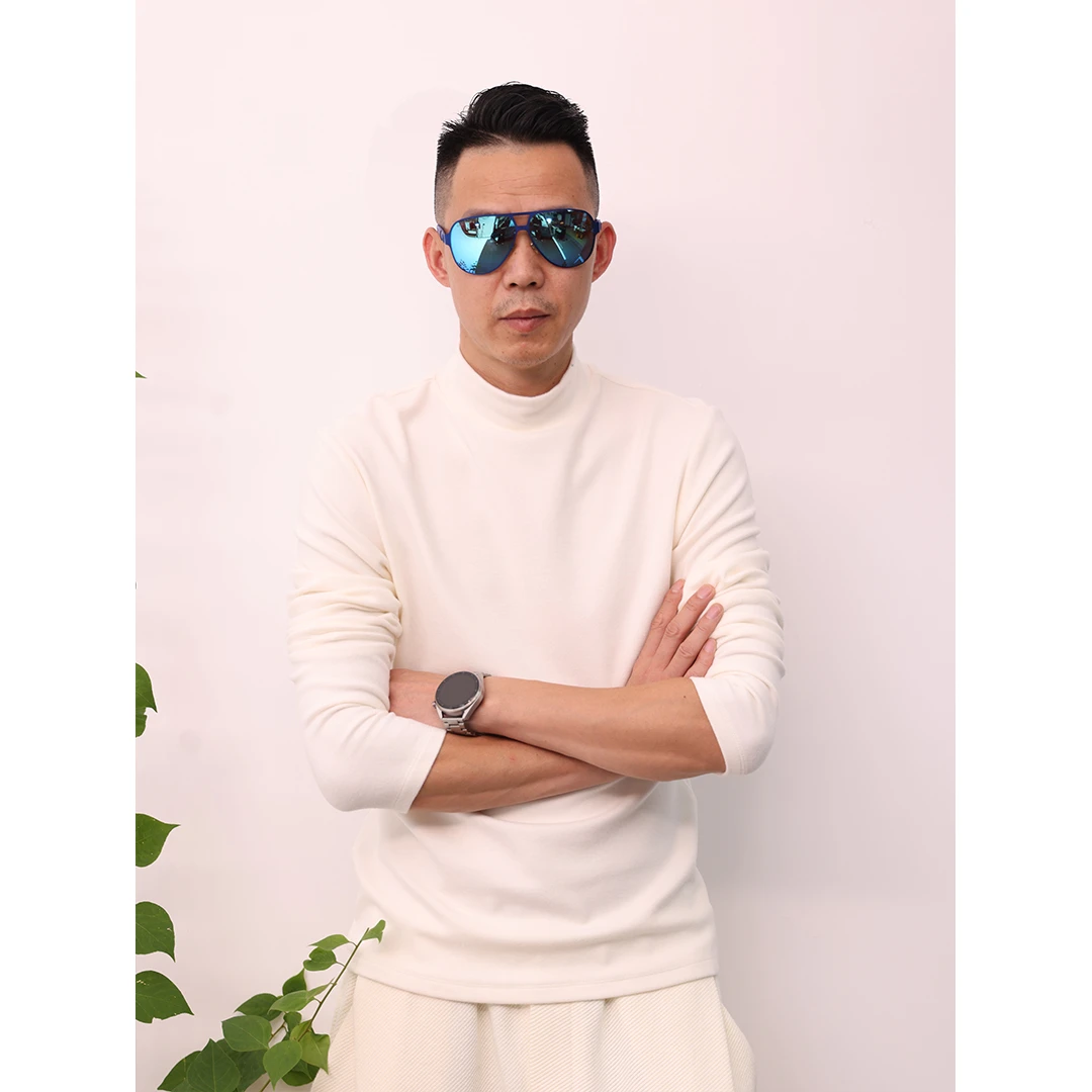 【Vicwm粉丝专属】秋季新款绒感贴身亲肤经典百搭纯色半高领打底衫